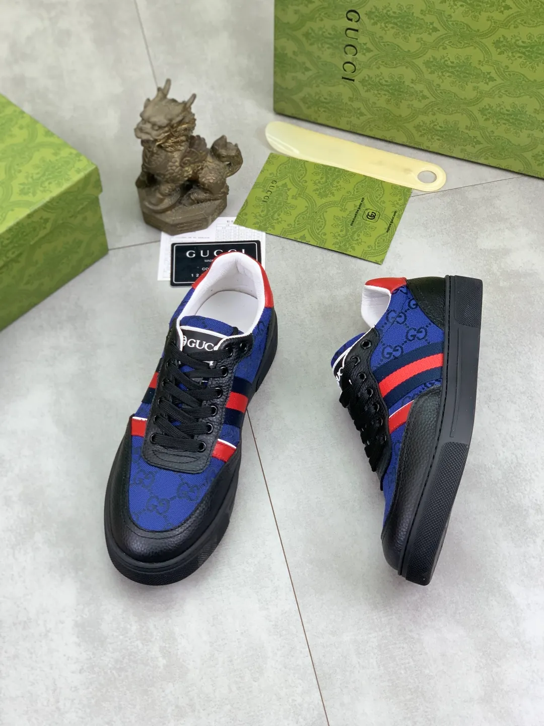 Men's men's shoes 💰P420💰【New style】(GUCCI) official website's latest 🎁🎁casual and fashionable men's shoes👟, hot style 💥 style is simple and elegant, exclusive for trendy men. Unique official website's latest brand double G element Elements 👑 Original Gucci decoration, fashionable and generous, original calfskin fabric ✅ Fully imported first-layer pigskin lining, official website designated wear-resistant, lightweight original rubber casual outsole, classic model taken in real life 🎬39-44 5️⃣ colors available
